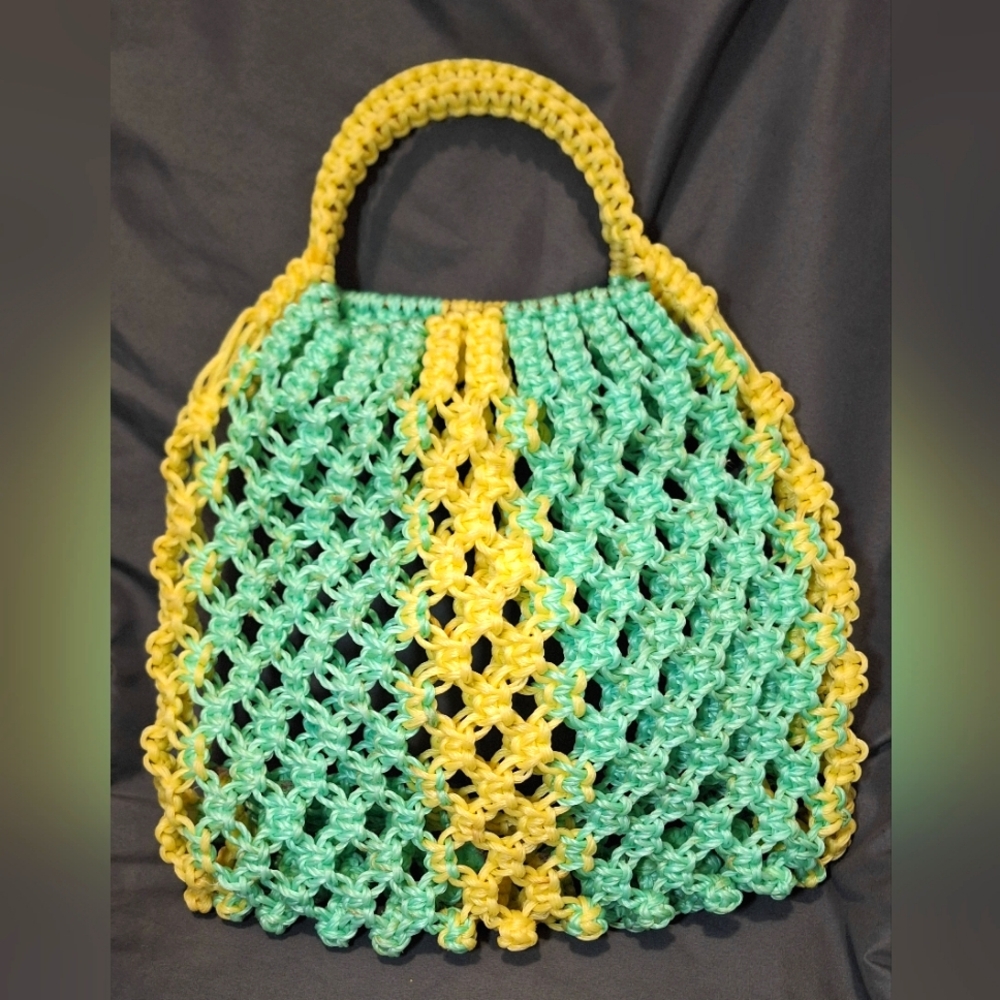 Vintage 1970's  Farmers Produce Market -Beach Bag  Homemade Macrame Mesh BoHo